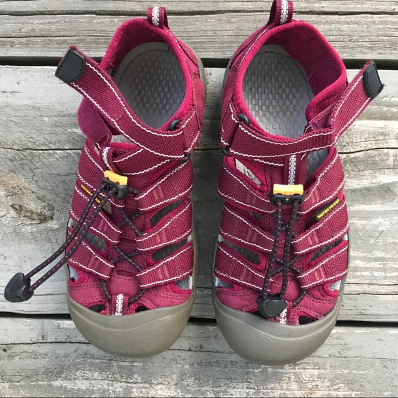 Keen Kids’ Newport H2 sandal - Picture 1 of 4